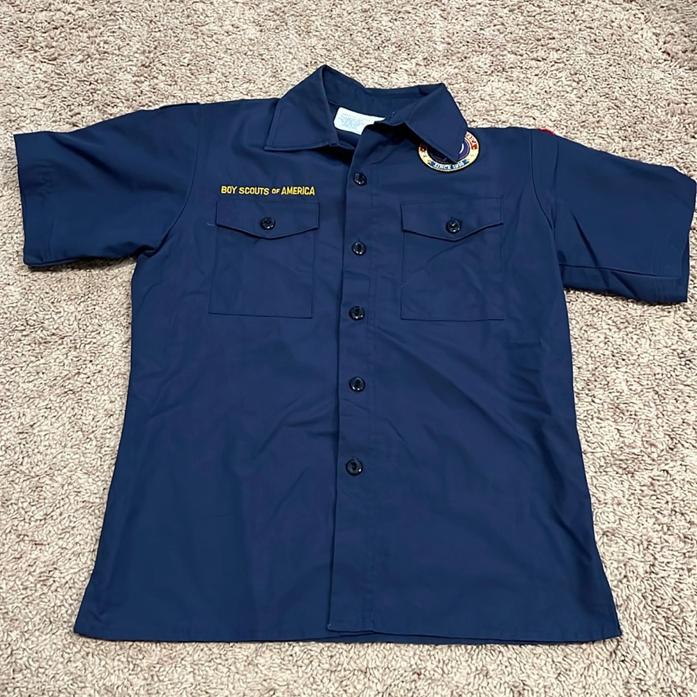 Boy Scouts Uniform Shirt Official Youth Shirt Size Youth Medium Cub Scouts